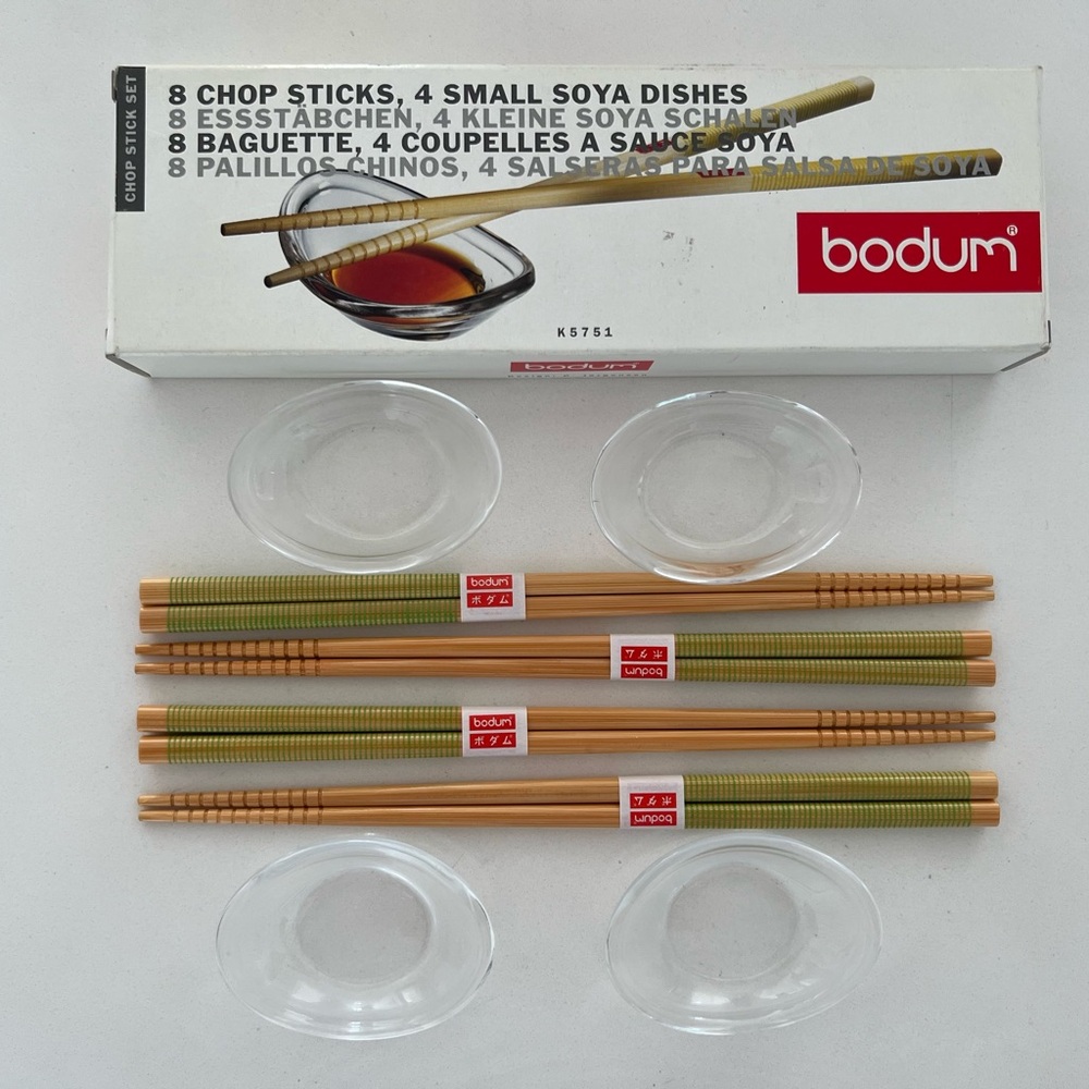 NWT Bodum Soya Dish and Chopstick Set in Tan and green